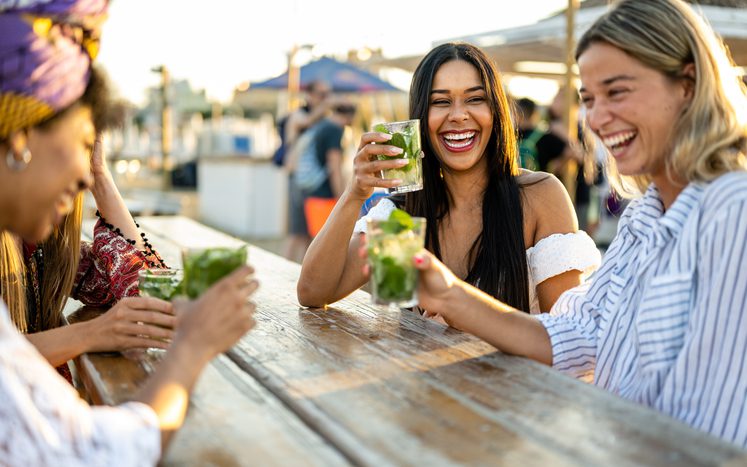 Embracing Sobriety: 6 Alternatives to Alcohol for a Fulfilling Lifestyle